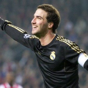 开云app入口-核心球员缺席后球队是否优先调整中场站位而非锋线结构，核心球员角色球员区别